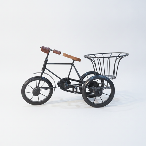 Vintage Metal Tricycle Rickshaw Miniature Desk Décor