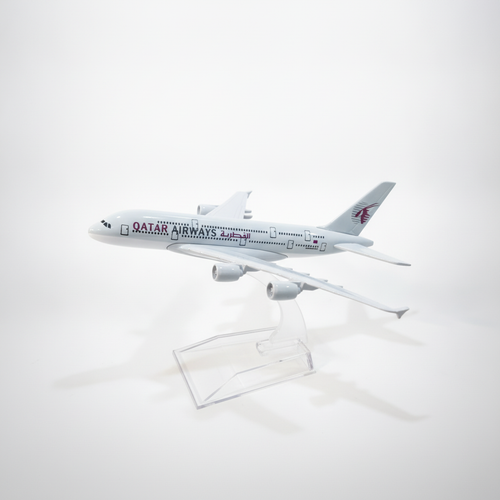 Qatar Airways Airbus A380 Die-Cast Model Plane with Stand