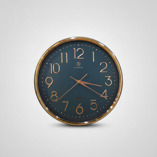 Elegant Green & Gold Quartz Wall Clock – Modern Home Decor