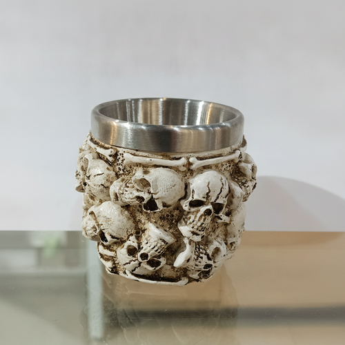 Skull & Bones Whisky Shot Mug – Gothic Resin & Steel Cup