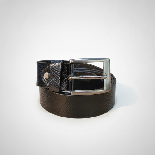 Wrangler Classic Black Leather Belt – 105 cm