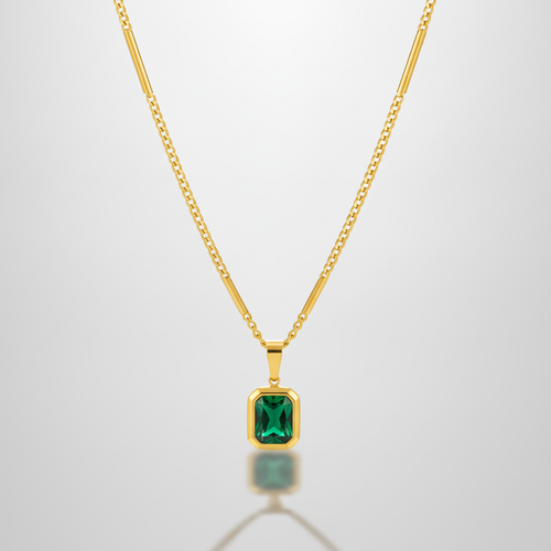 Gold Emerald Green Stone Pendant Necklace for Women