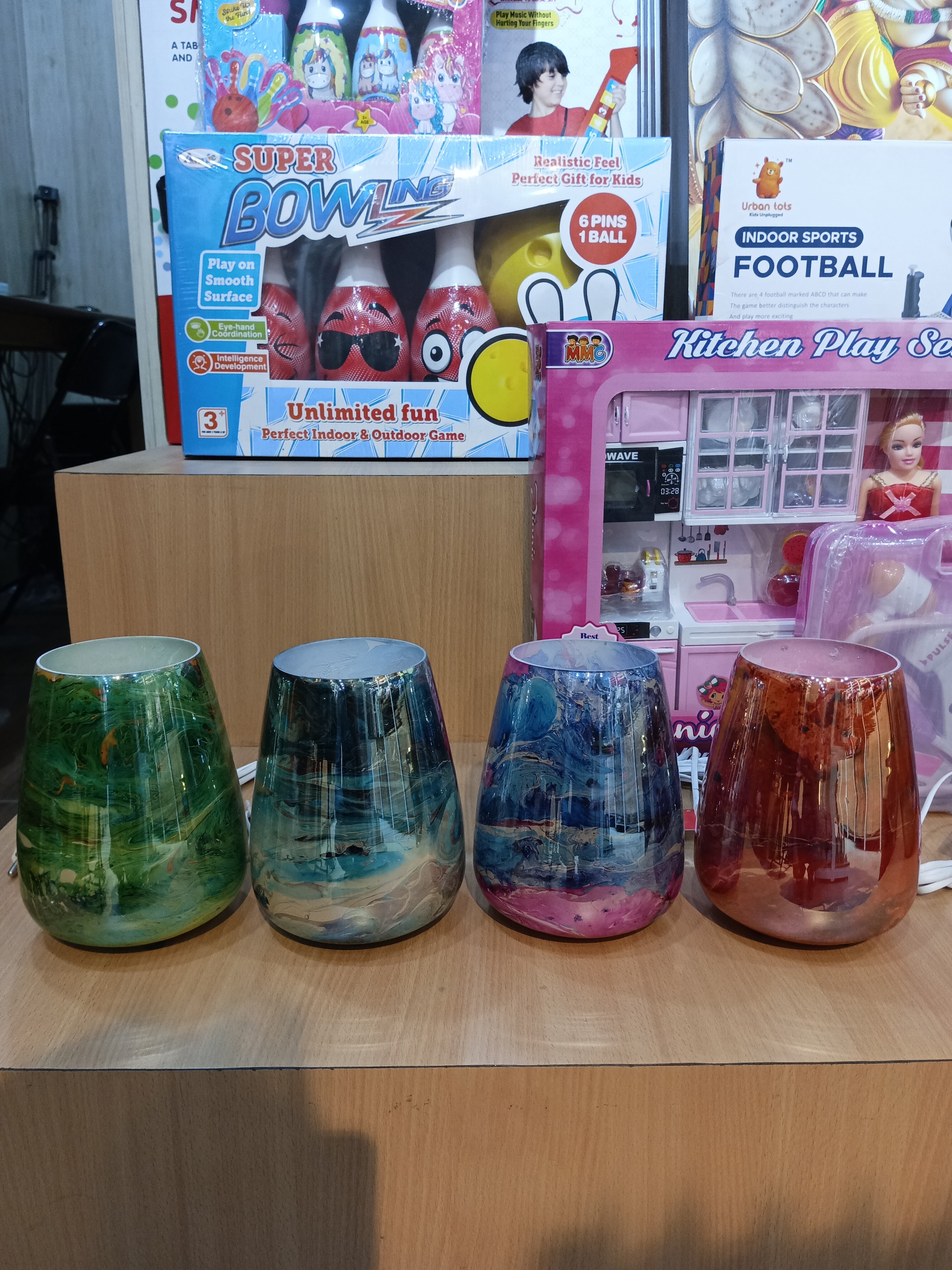 Marble-Effect Stemless Glass Vases – Set of 4 Colors