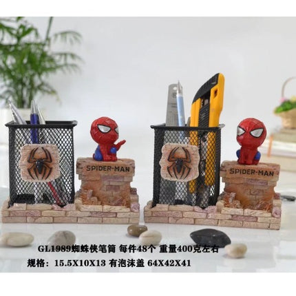 Metal Mesh Spidey Pen stand