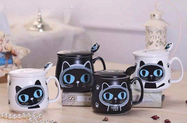 Big Cat Eyes Ceramic Mugs