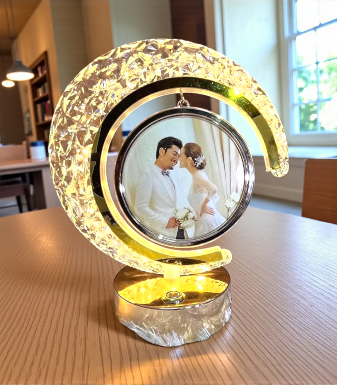 Led Crystal Moon Lamp Photo Frame with 3 colour shades Photo frame