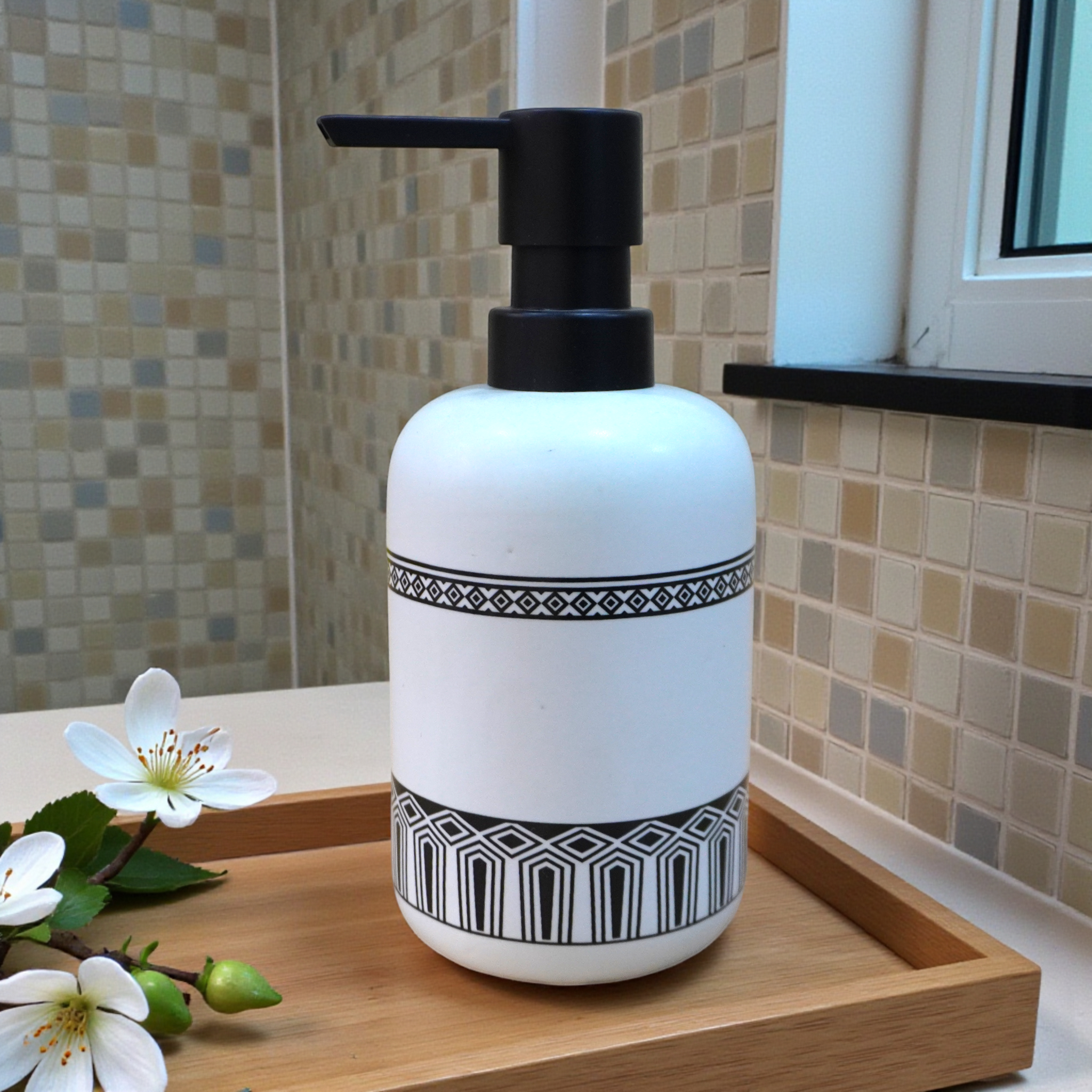 Hand Soap Dispenser With Replacement Pump (White)
