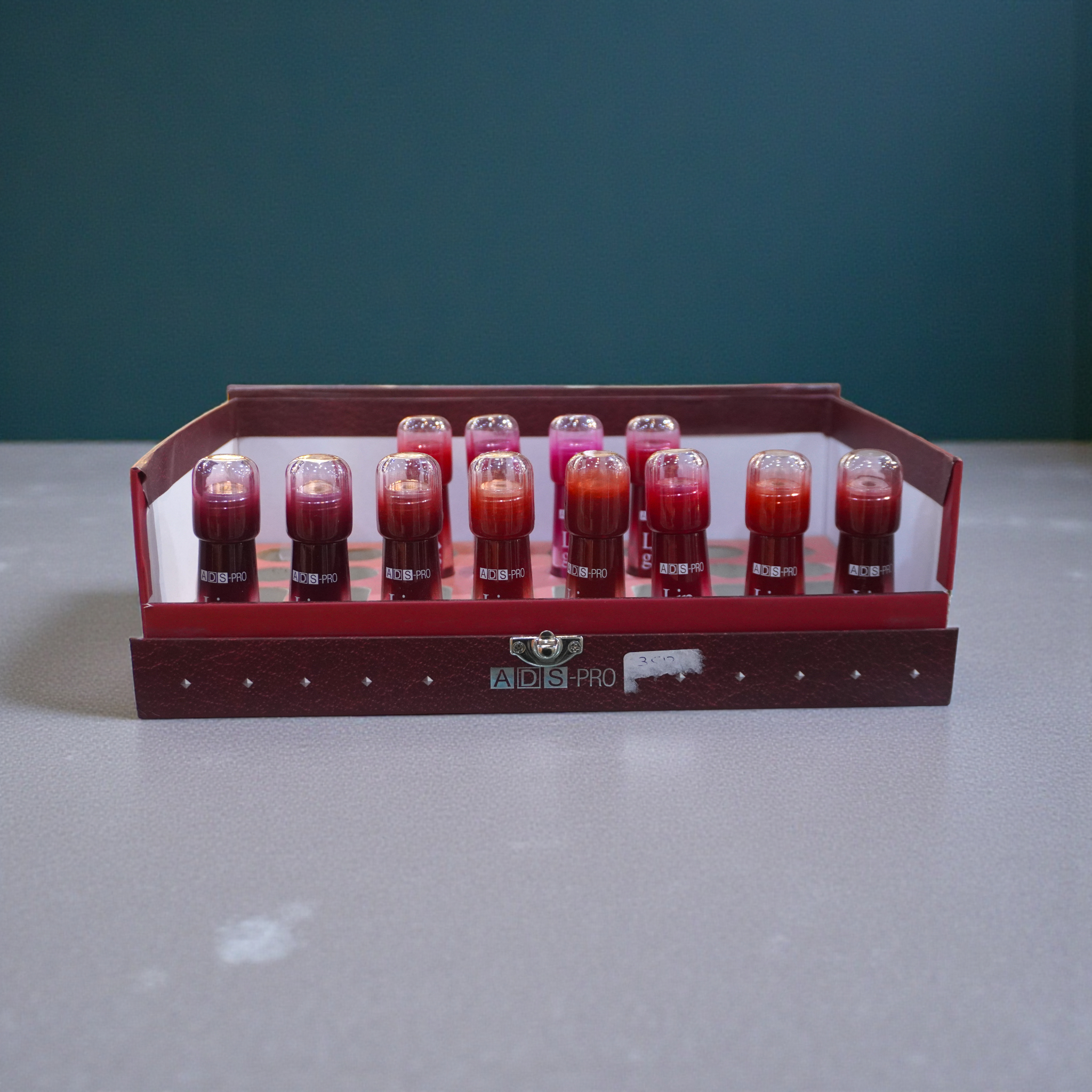Color Awakening Lips Gloss