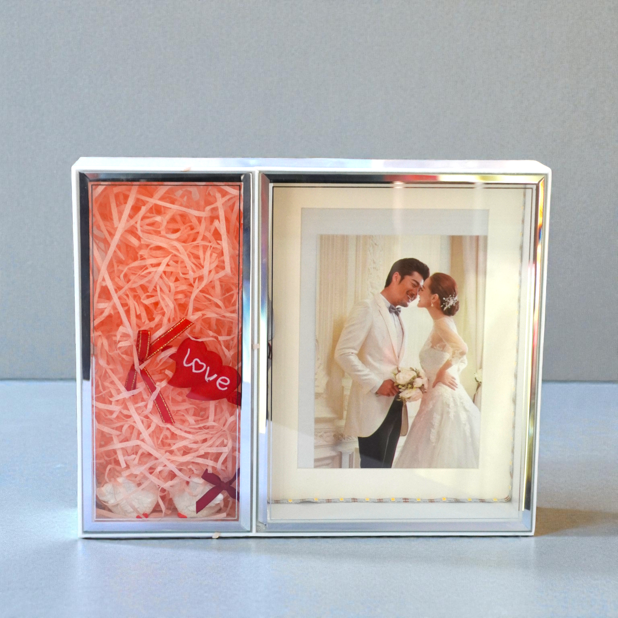 LED Photo Frame with Decorative Compartment,15cm x 20cm, Personalized/customized LED photo