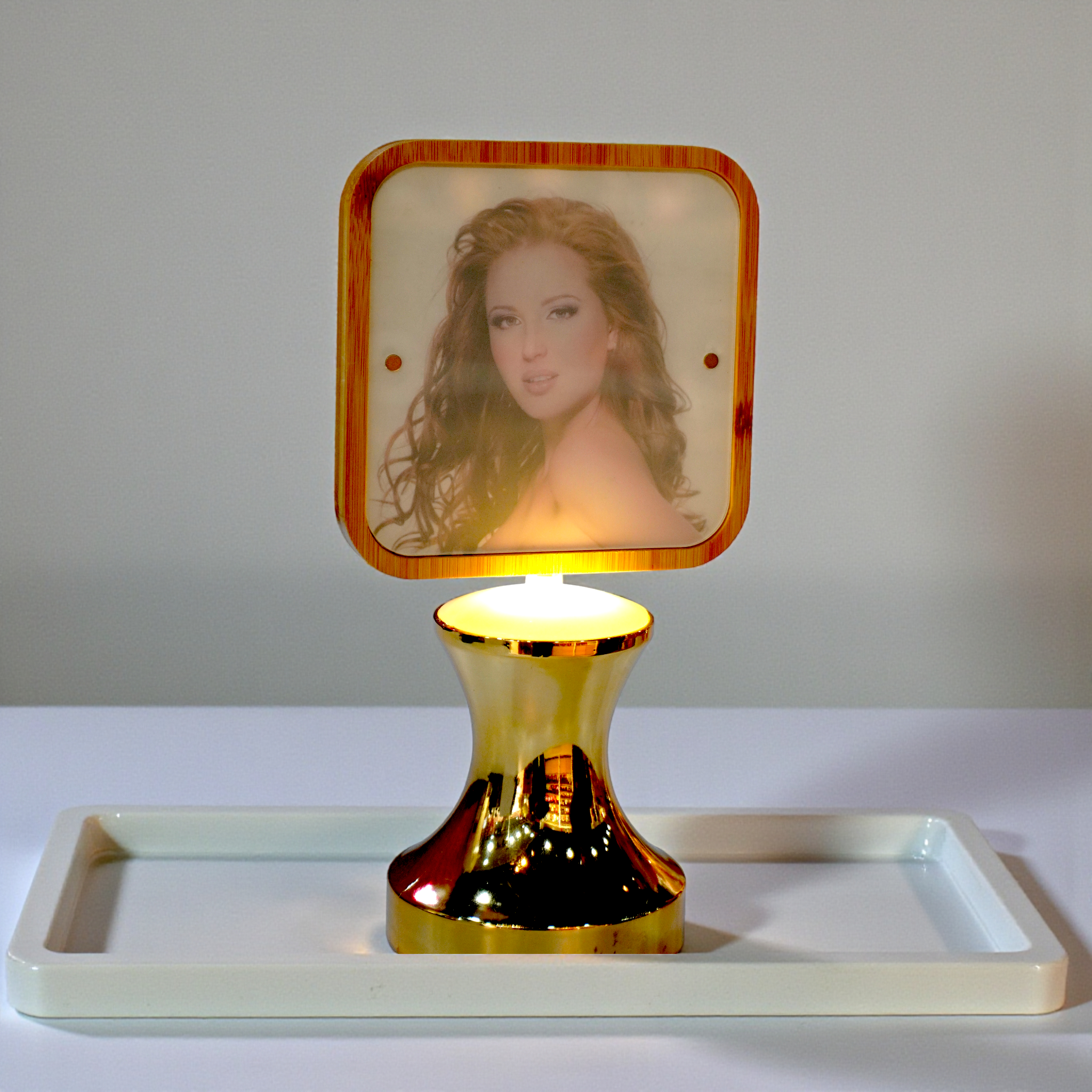 Wooden Square Shape LED Rotating Lamp for Home Decoration