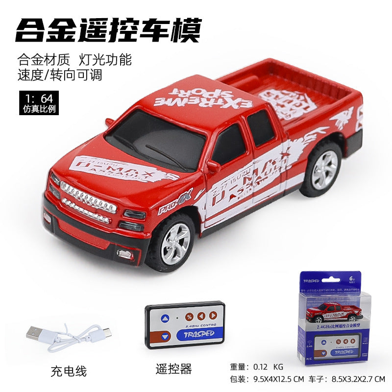 Mini Alloy Remote Control Pickup Off-Road Vehicle Charging High-Speed drift Racing Toy - D max assault Red