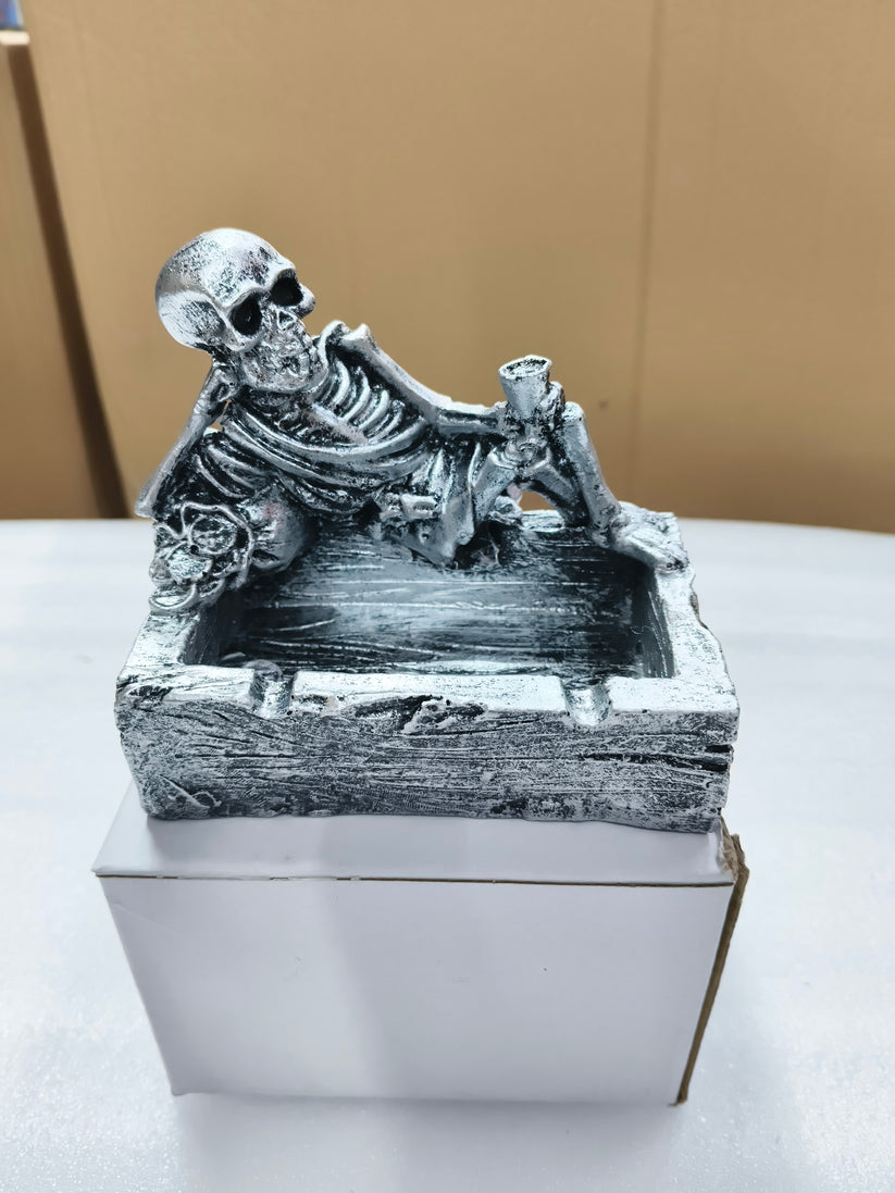 Skull Ashtray : Ceramic Skull Design Ashtray (B)