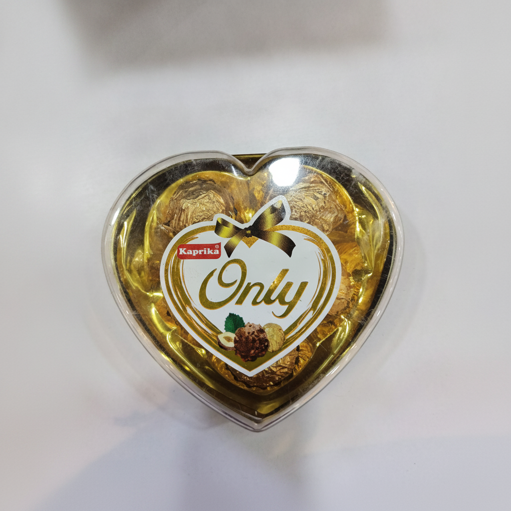 Kaprika Only Hazelnut Chocolates Heart-Shaped Gift Box