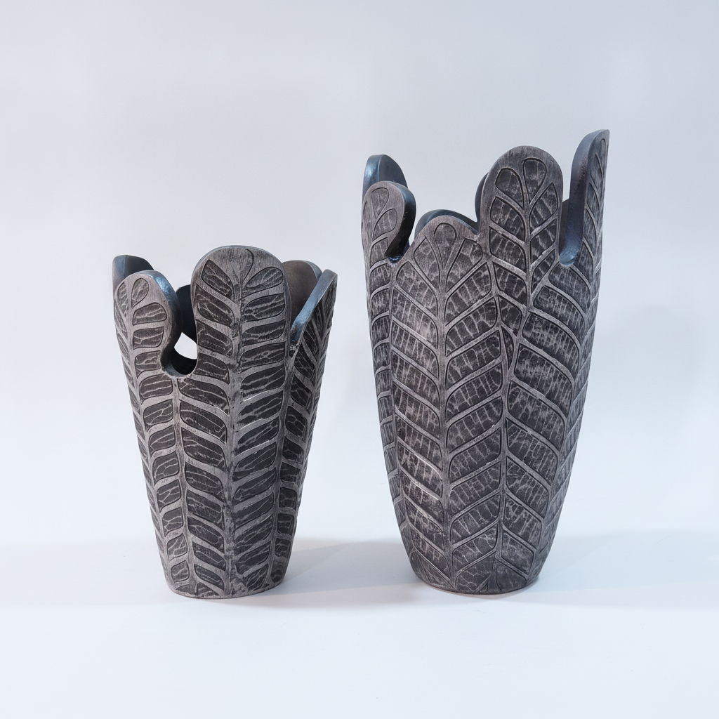 Leaf-Textured Poly Resin Decorative Flower Vase Set