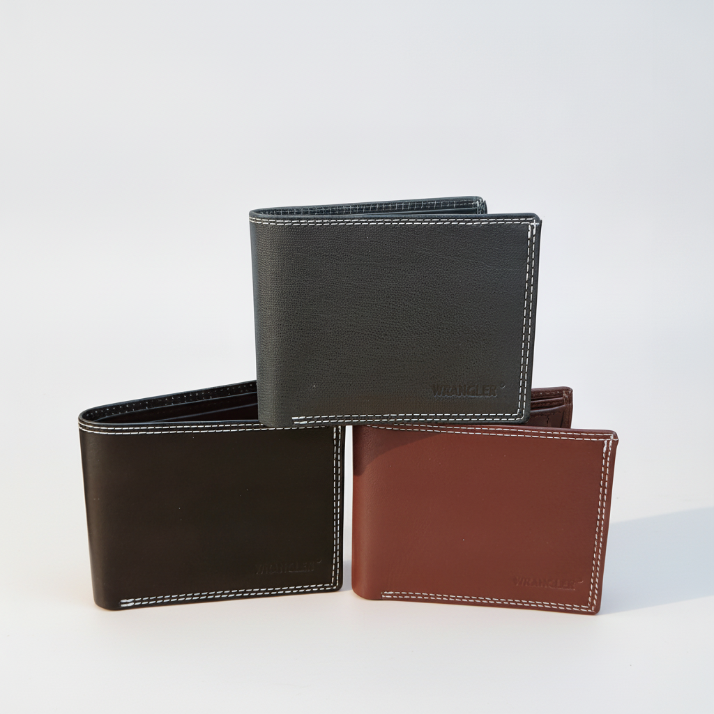 Wrangler Men's Leather Bifold Wallet – Classic Stitch Detail