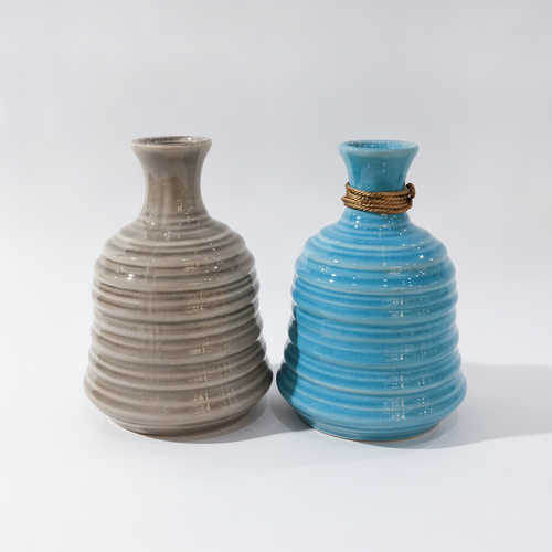Ridged Ceramic Decorative Vase – Handcrafted Home Décor