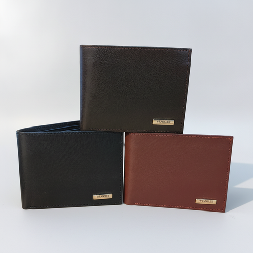 Wrangler Men's Bifold Leather Wallet – Classic & Durable
