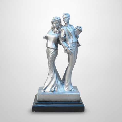 Silver Couple Figurine Statue – Elegant Home Décor Gift