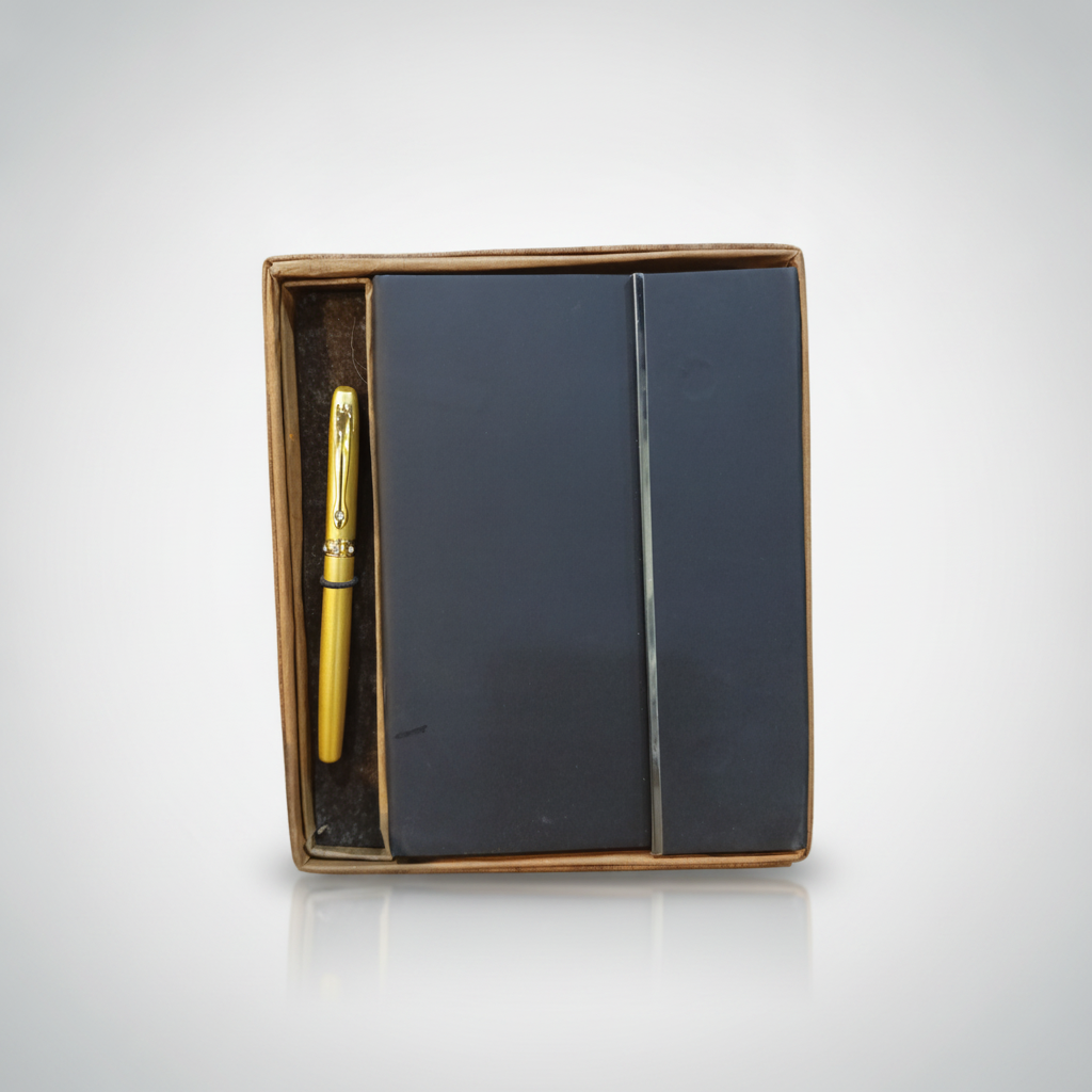 Personalised Pen & Diary Gift Set – Gold Pen + Notebook