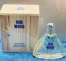 Velvet Touch Oud Wood Perfume - 100 ml  (For Men & Women)