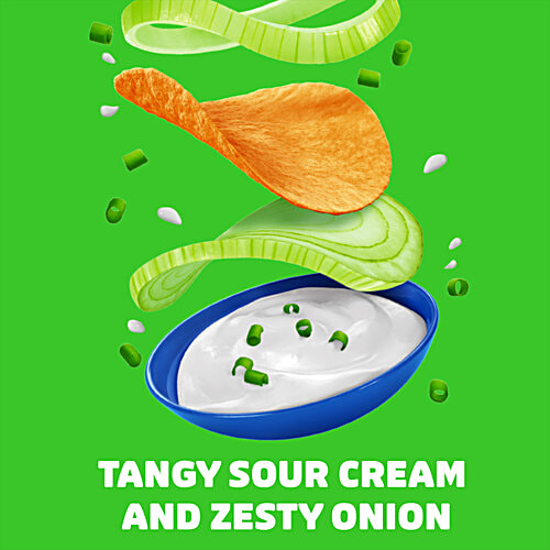 Pringles Sour Cream & Onion Flavour Potato Chips, 40 g